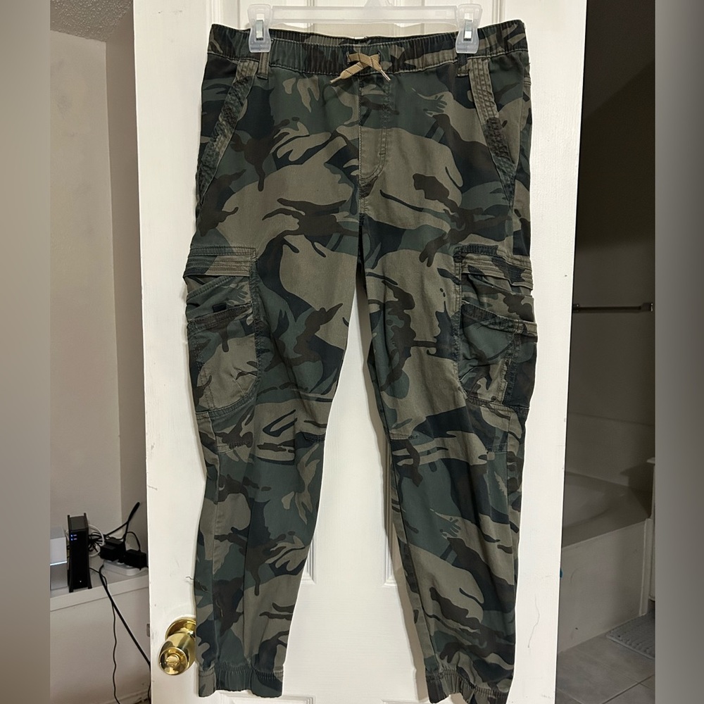 Wrangler camo cargo joggers